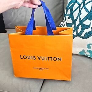 Louis Vuitton Gift Wrap Bag